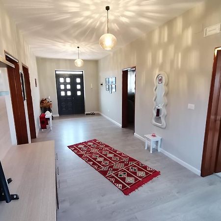 Leatis Apartment ドゥラス エクステリア 写真